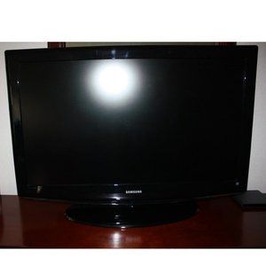 Samsung LN-T4053H 40" LCD HDTV
